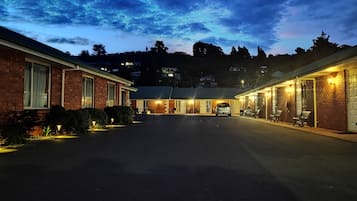 Esterni
