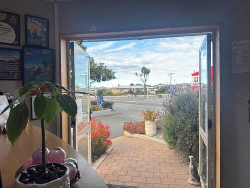 ASURE Ambassador Motor Lodge