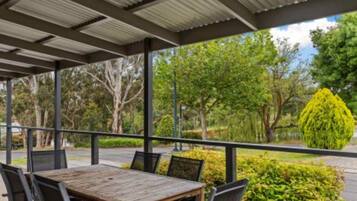 Cabana standard, 1 quarto | Terraço/pátio