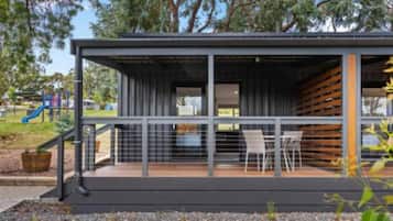 Superior Studio Cabin (1 Queen) | Premium bedding, blackout drapes, iron/ironing board, free WiFi