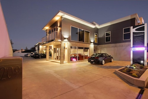 City Corporate Motor Inn