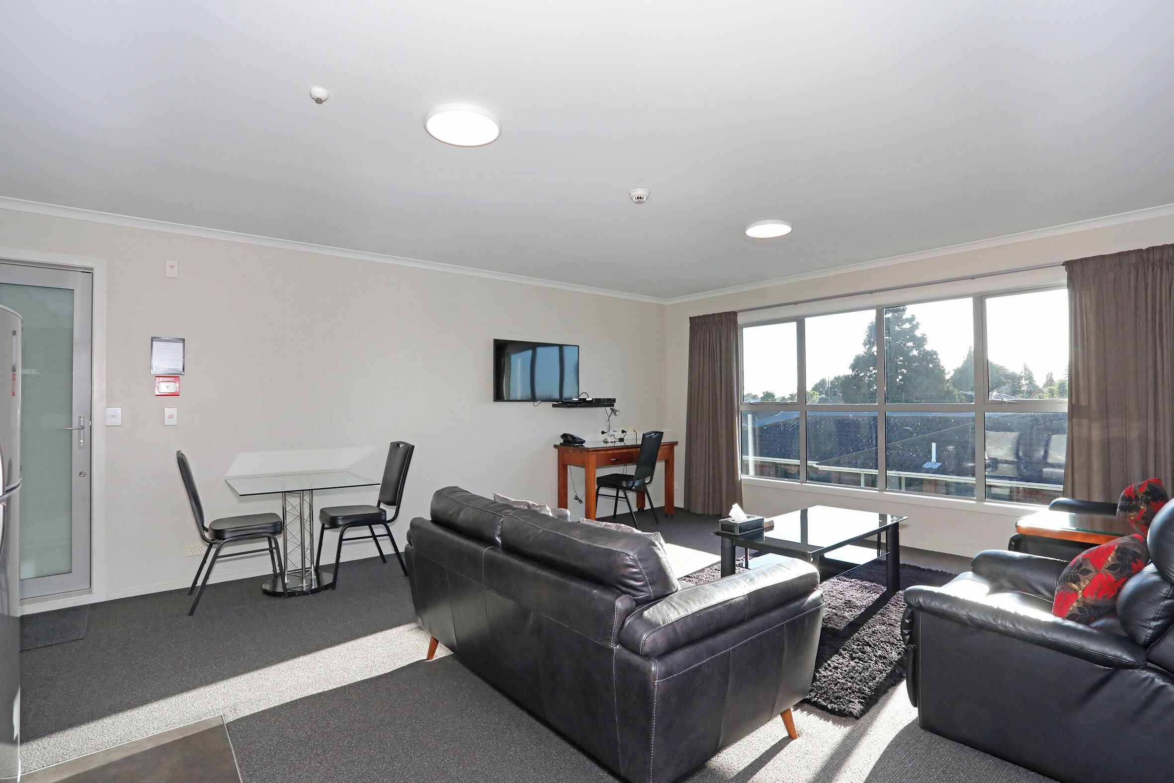 standard suite, 1 bedroom, non smoking, kitchenette (executive apartment) | living area | 40-inch lcd tv with satellite channels, tv, dvd player