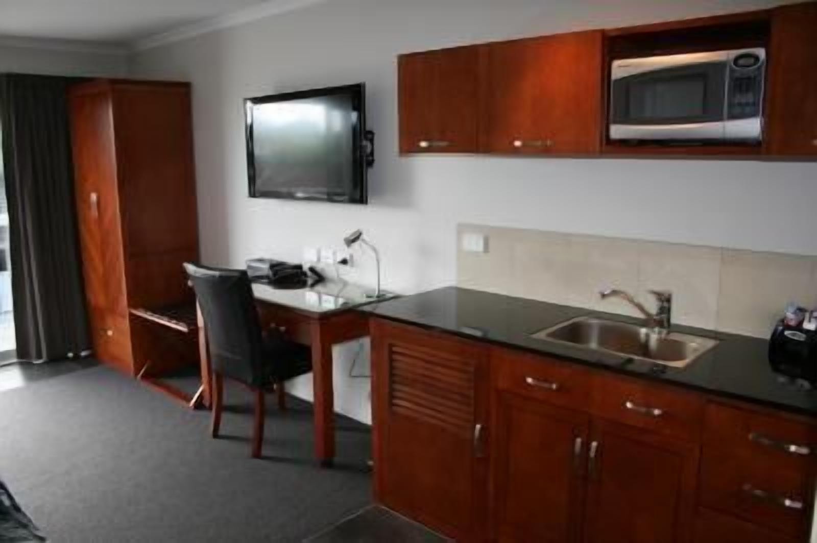 fridge, microwave, electric kettle