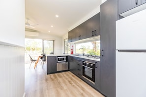 Deluxe Villa, 2 Bedrooms | Private kitchen