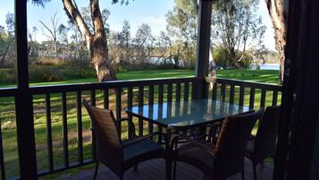 Kabin, 3 kamar tidur | Teras/patio