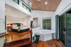 1 habitación, decoración personalizada y muebles diferentes 