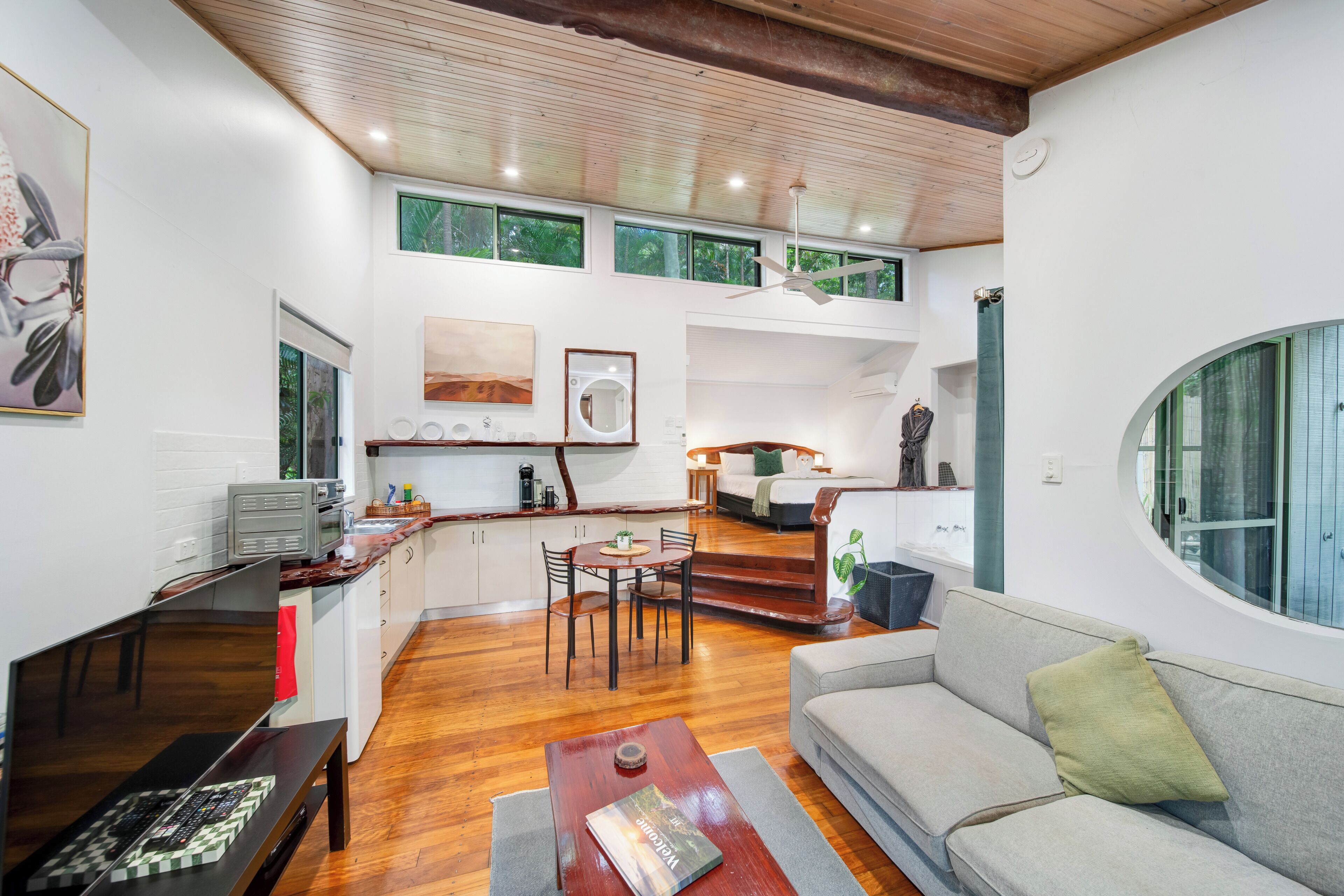 Standard-studio, tupakointi kielletty, keittotila (Rainforest Villa) | 1 makuuhuone, yksilöllisesti sisustettu, yksilöllisesti kalustettu