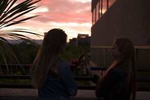 Bar (on property) - Canberra City YHA - Hostel (Canberra)