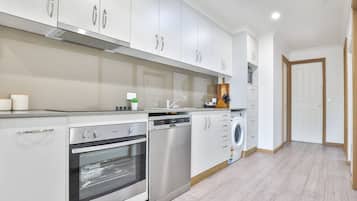 Villa, 2 Bedrooms | Private kitchen | Full-size fridge, microwave, toaster, cookware/dishes/utensils