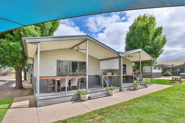 Fachada de la propiedad