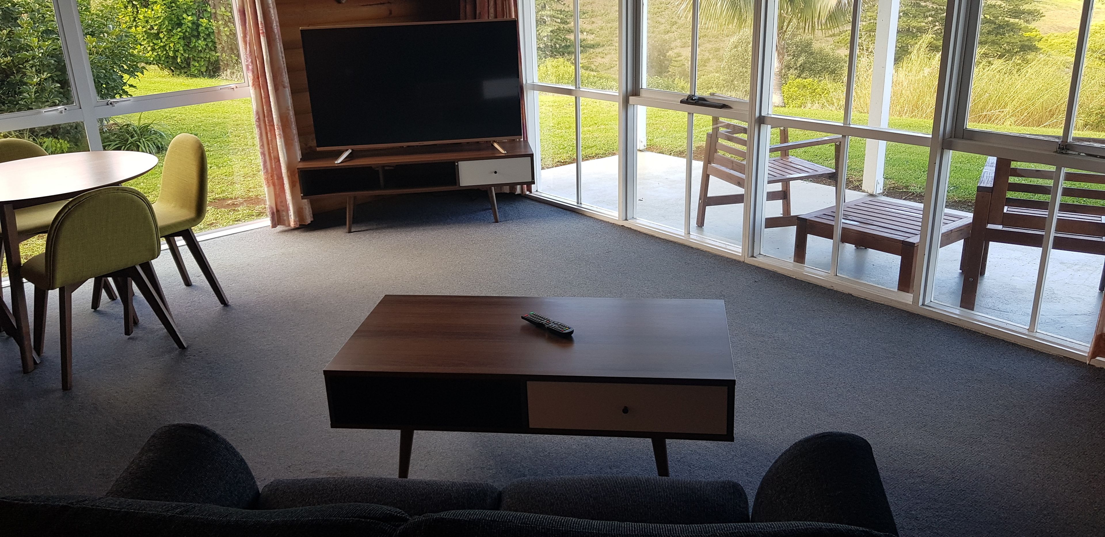 42-cm flat-screen tv with digital channels, tv