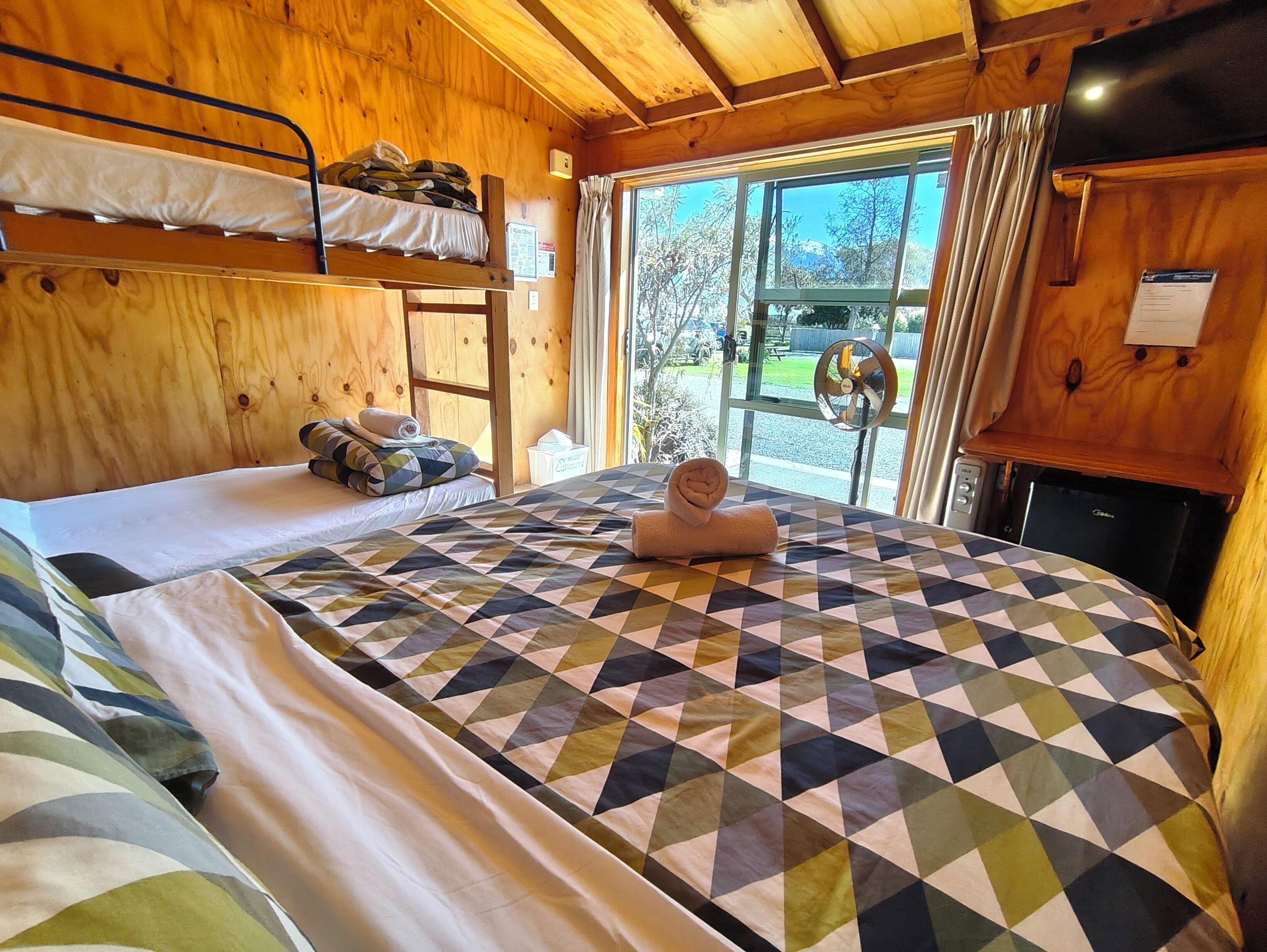 Desk, cribs/infant beds, free WiFi, bed sheets