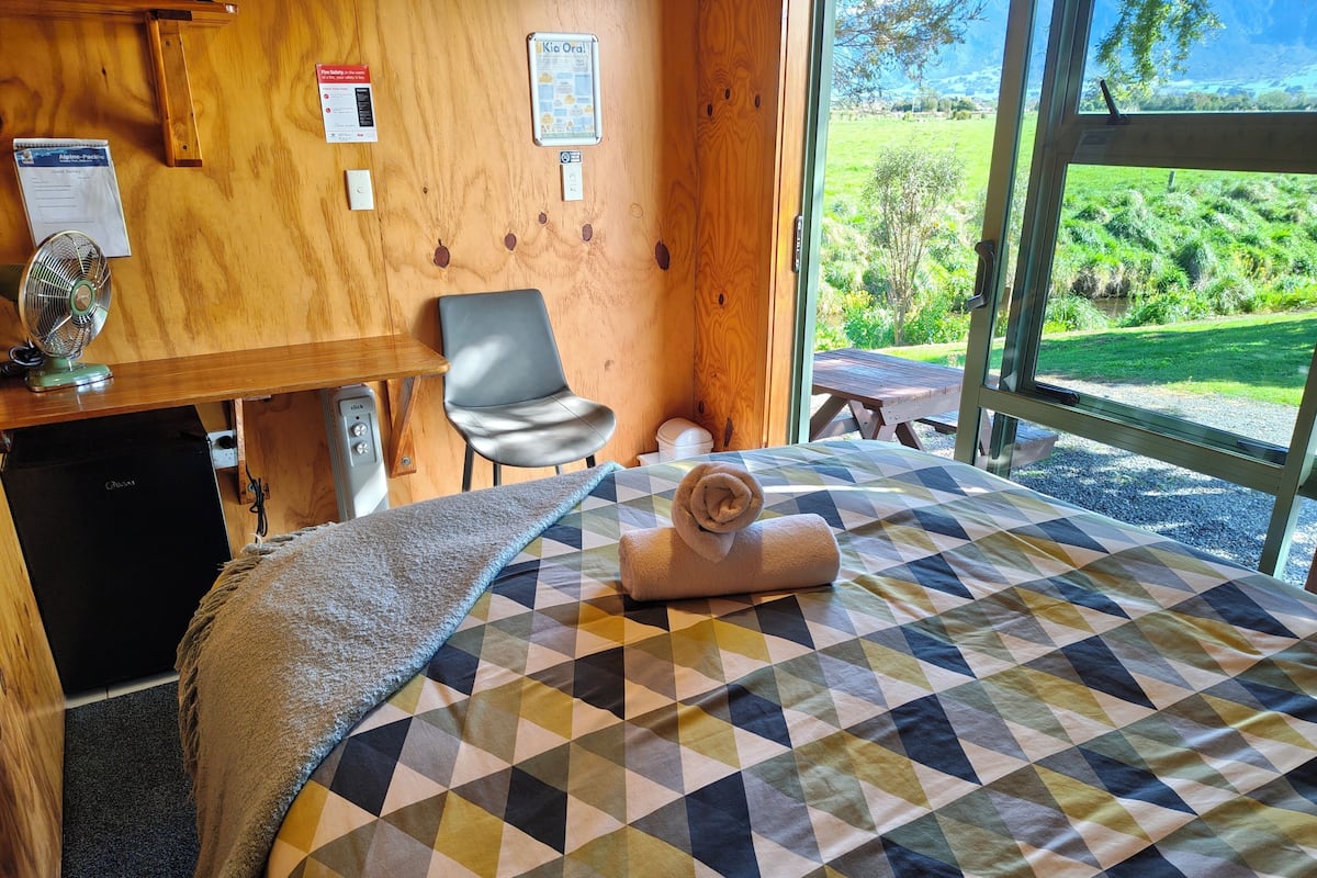 1 habitación, escritorio, cunas y wifi gratis