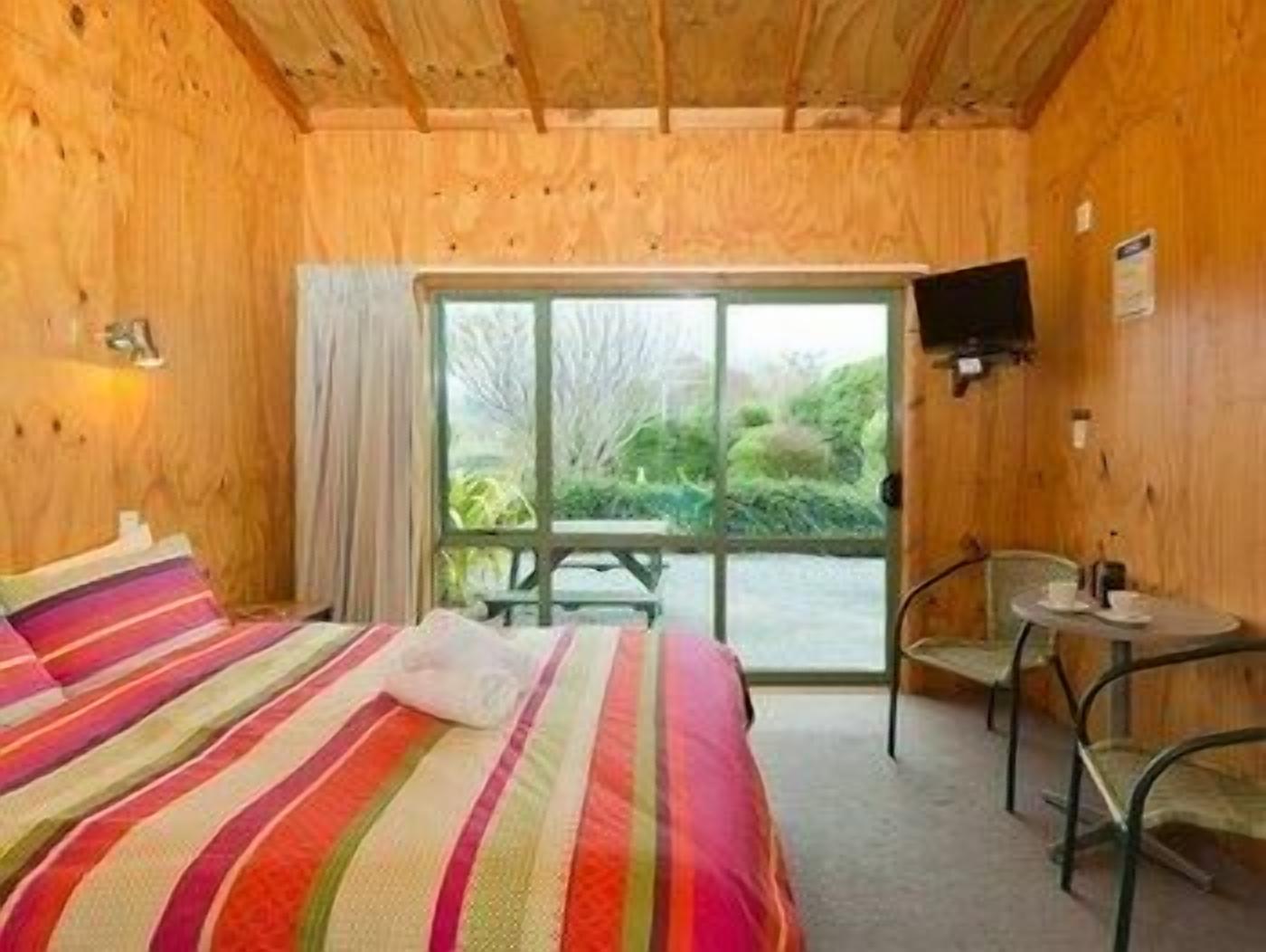 Desk, cots/infant beds, free WiFi, bed sheets