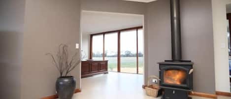 Executive Bungalow, Bell Feild House, 3 Bedrooms | Room amenity