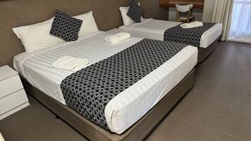 Fer et planche à repasser, Wi-Fi gratuit