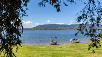 Superior Villa, 3 Bedrooms, Lake View | Balcony view