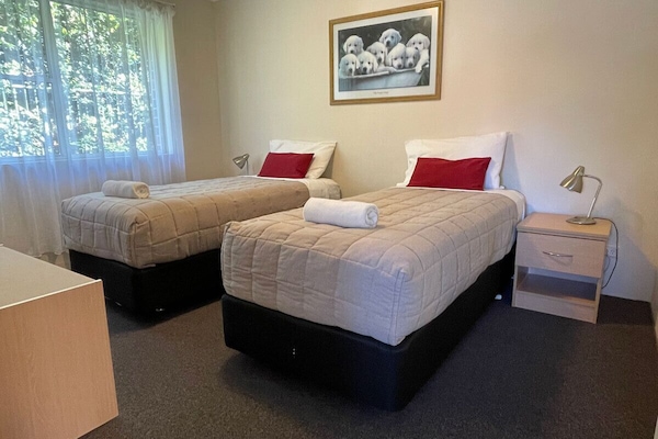 Standard Suite, 2 Bedrooms, Non Smoking, Kitchen | Iron/ironing board, free WiFi, bed sheets