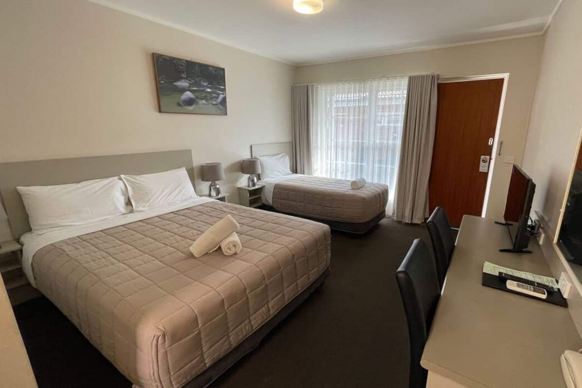 Executive kamer, niet-roken (Executive Twin) | Een strijkplank/strijkijzer, gratis wifi, beddengoed