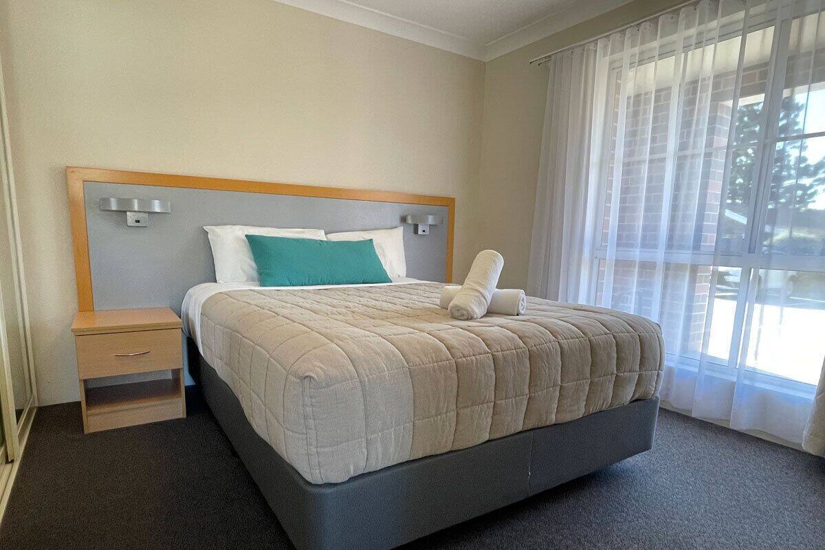 Suite Standard, 2 chambres, non-fumeur, cuisine | Fer et planche à repasser, accès au Wi-Fi (inclus), literie fournie