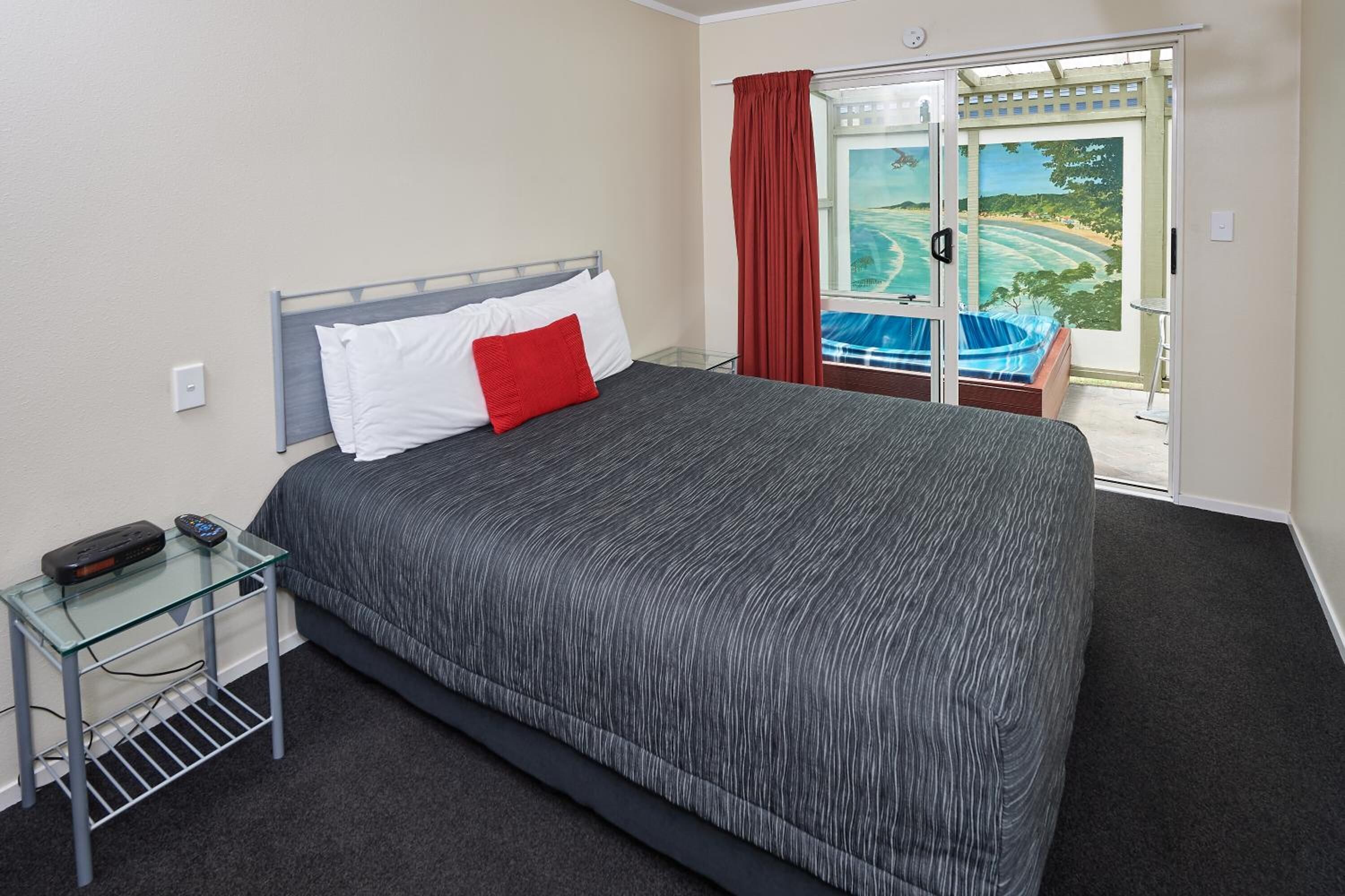 In-room safe, desk, iron/ironing board, free WiFi