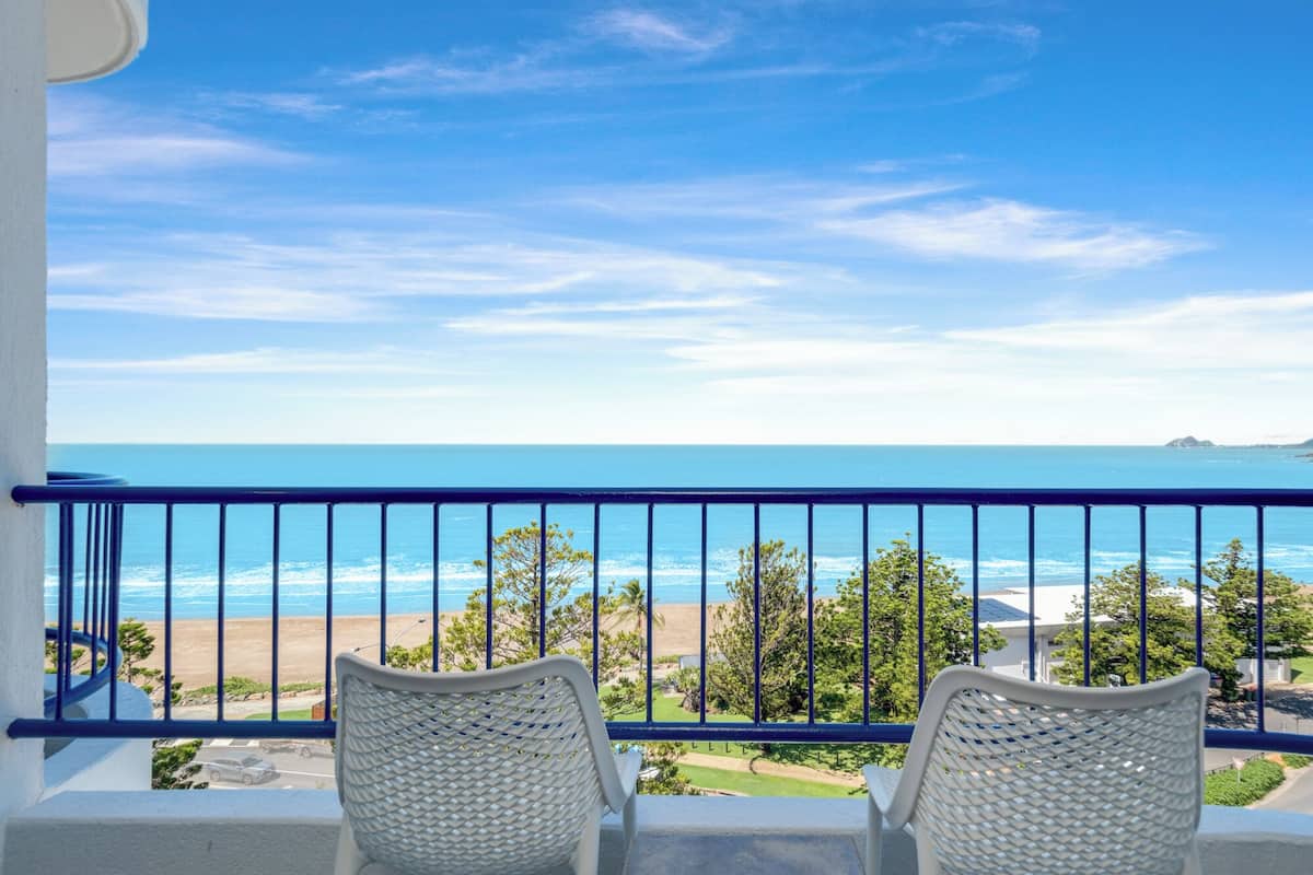 Premium Queen with Ocean View | Individually furnished, iron/ironing board, bed sheets