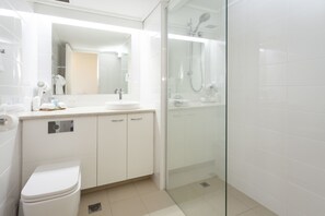 Free toiletries, towels