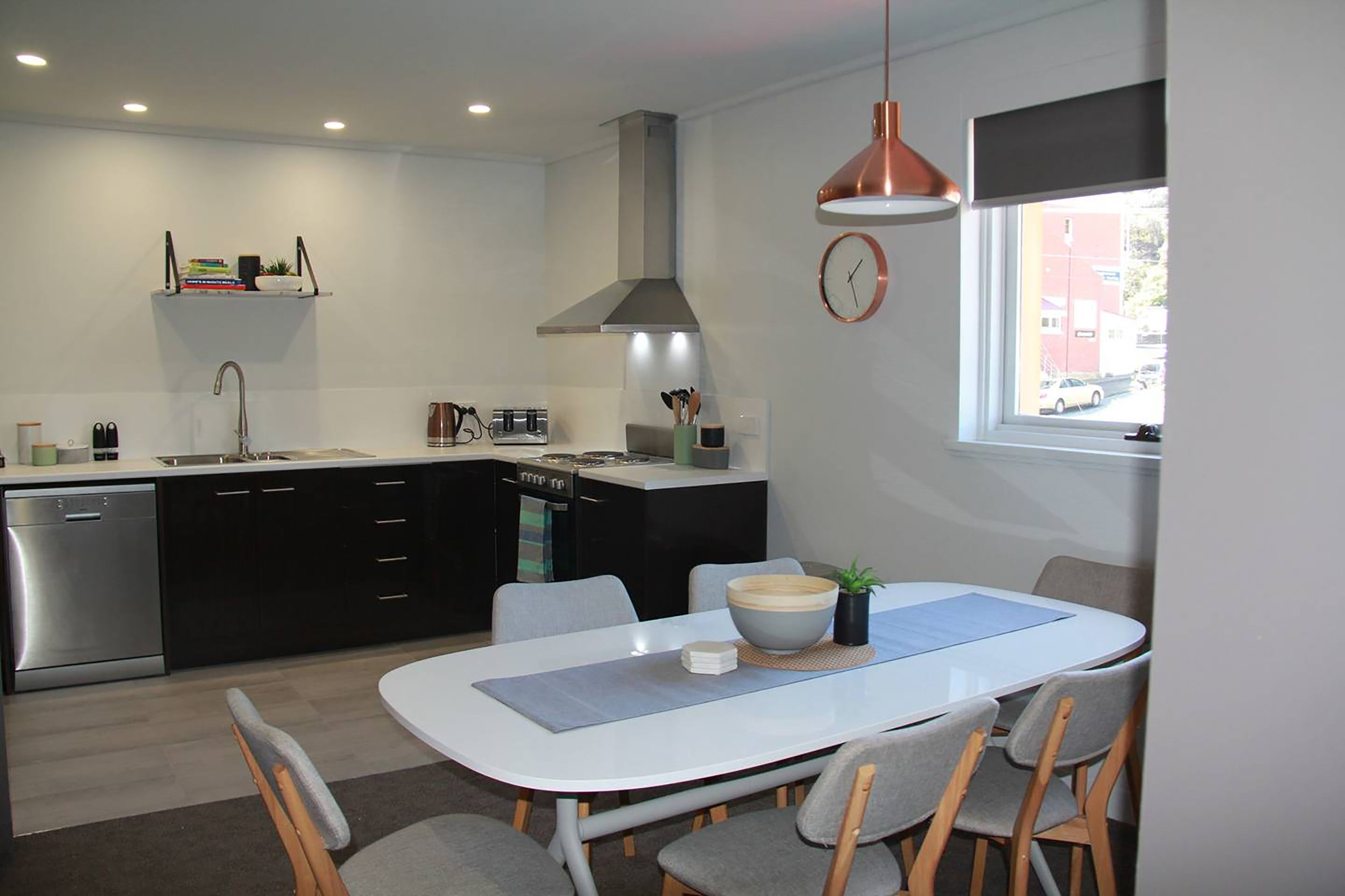 fridge, coffee/tea maker, electric kettle