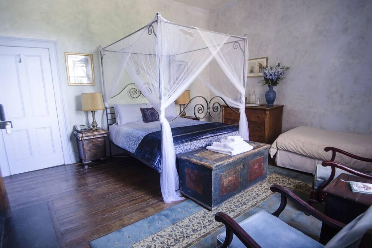 Quarto luxo, 1 quarto, vista parcial para o oceano, de frente para o mar