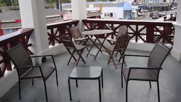 Oda, Sigara İçilmez, Balkon | Balkon