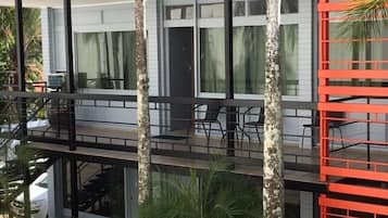 Standard-Apartment, 1 Schlafzimmer, Kochnische, zum Innenhof hin | Balkon