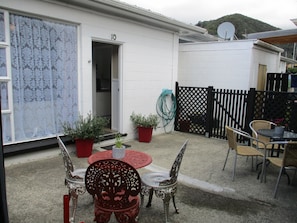 Chambre Standard, 2 chambres, côté cour intérieure | Terrasse/Patio