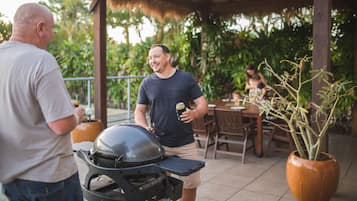 BBQ/ํผํฌ๋ ๊ณต๊ฐ