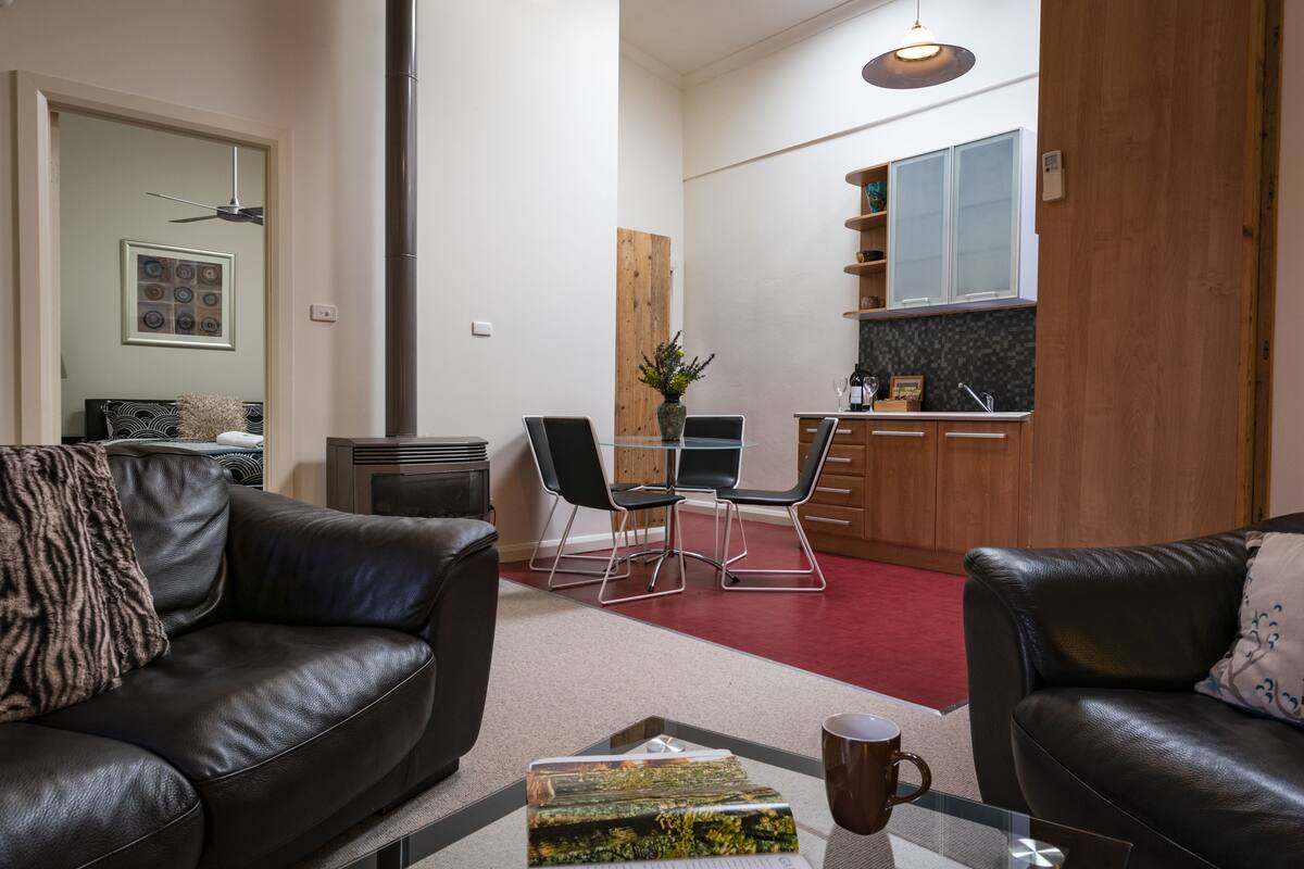 Albert Two Bedroom Apartment | Premium bedding, iron/ironing board, free WiFi, individually decorated