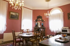 Dining - Albert Hotel Daylesford (Daylesford)