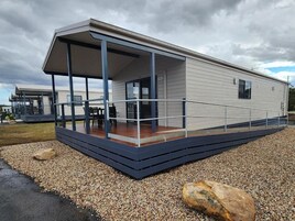 Superior Accessible 3 Bedroom Cabin | Terrace/patio