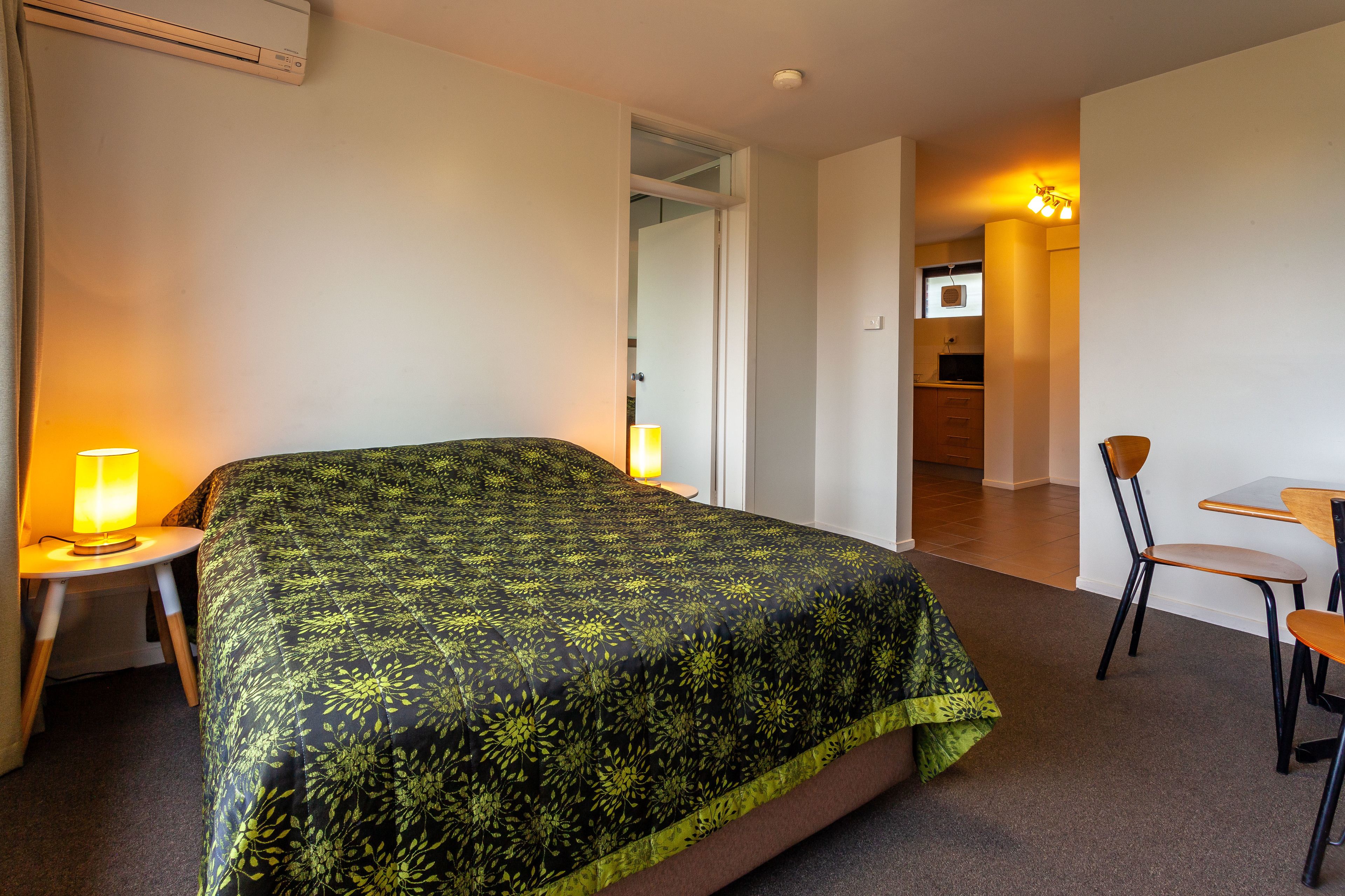 Kamar Keluarga, 2 kamar tidur | Setrika/meja setrika dan seprai linen