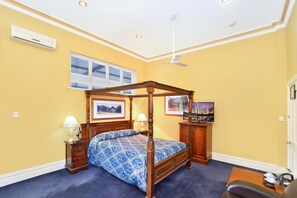 Fer et planche à repasser, accès pour personnes à mobilité réduite