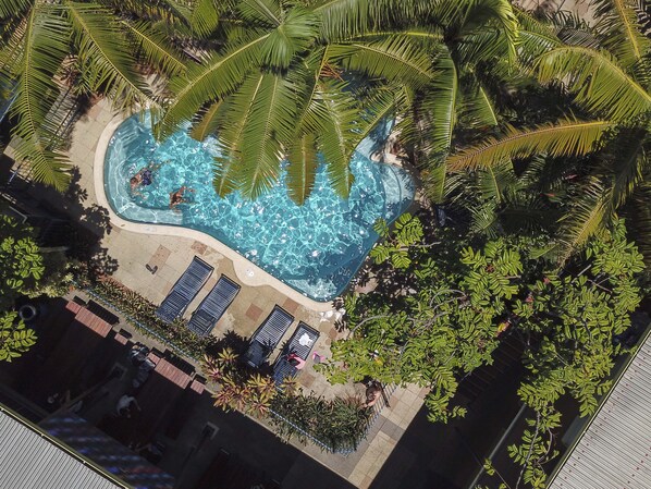 Udendørs pool