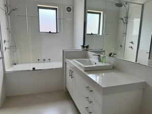 Margaret River Beach House at The Break | Bathroom - The Break, Margaret River Beach Houses (Gnarabup)