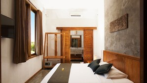 Deluxe AC Room | In-room safe, rollaway beds (surcharge), WiFi (free), bed sheets - Echoland Bed & Breakfast (Canggu)