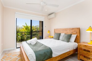 3 Bedroom Luxury Beach house