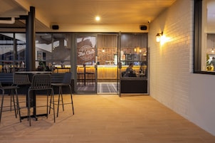 Se sirven comidas y cenas