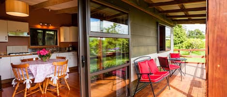 Standard Suite, 1 Bedroom, Non Smoking, Kitchen (HoneyMoon Cottage) | Terrace/patio