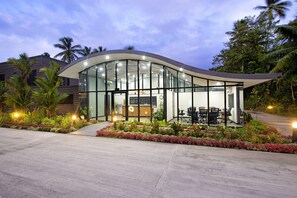 Fachada de la propiedad