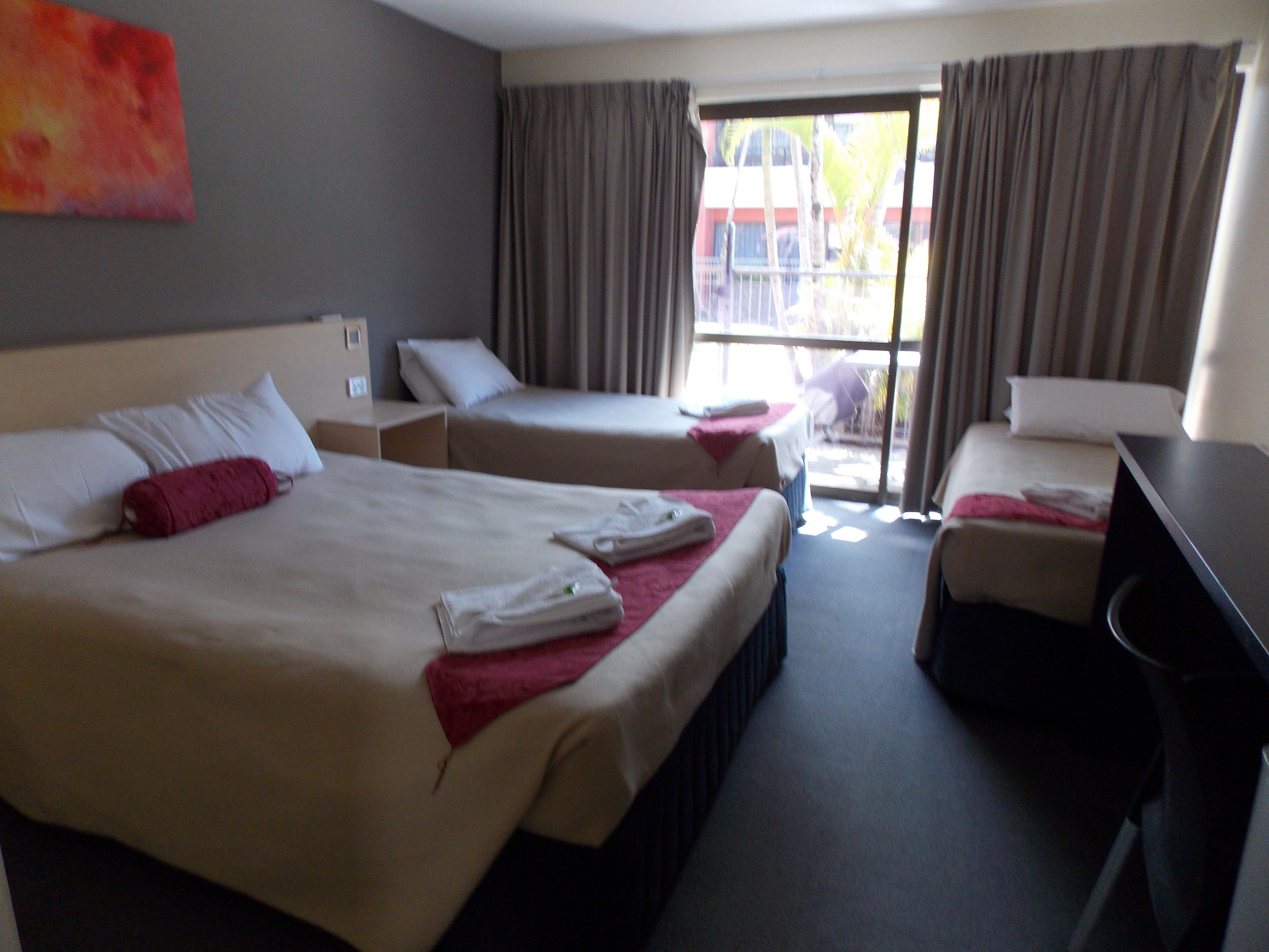 Iron/ironing board, free WiFi, bed sheets