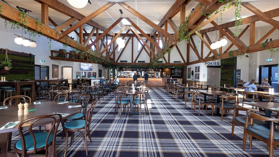 Currimundi Hotel Motel