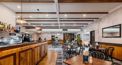 Boomerang Motor Hotel