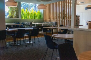 Restaurant - Walkers Arms Hotel (Walkerville)