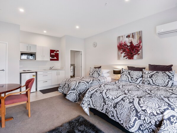 Estudi superior | 1 dormitori, decoració individual, cortines opaques i wifi gratuïta 